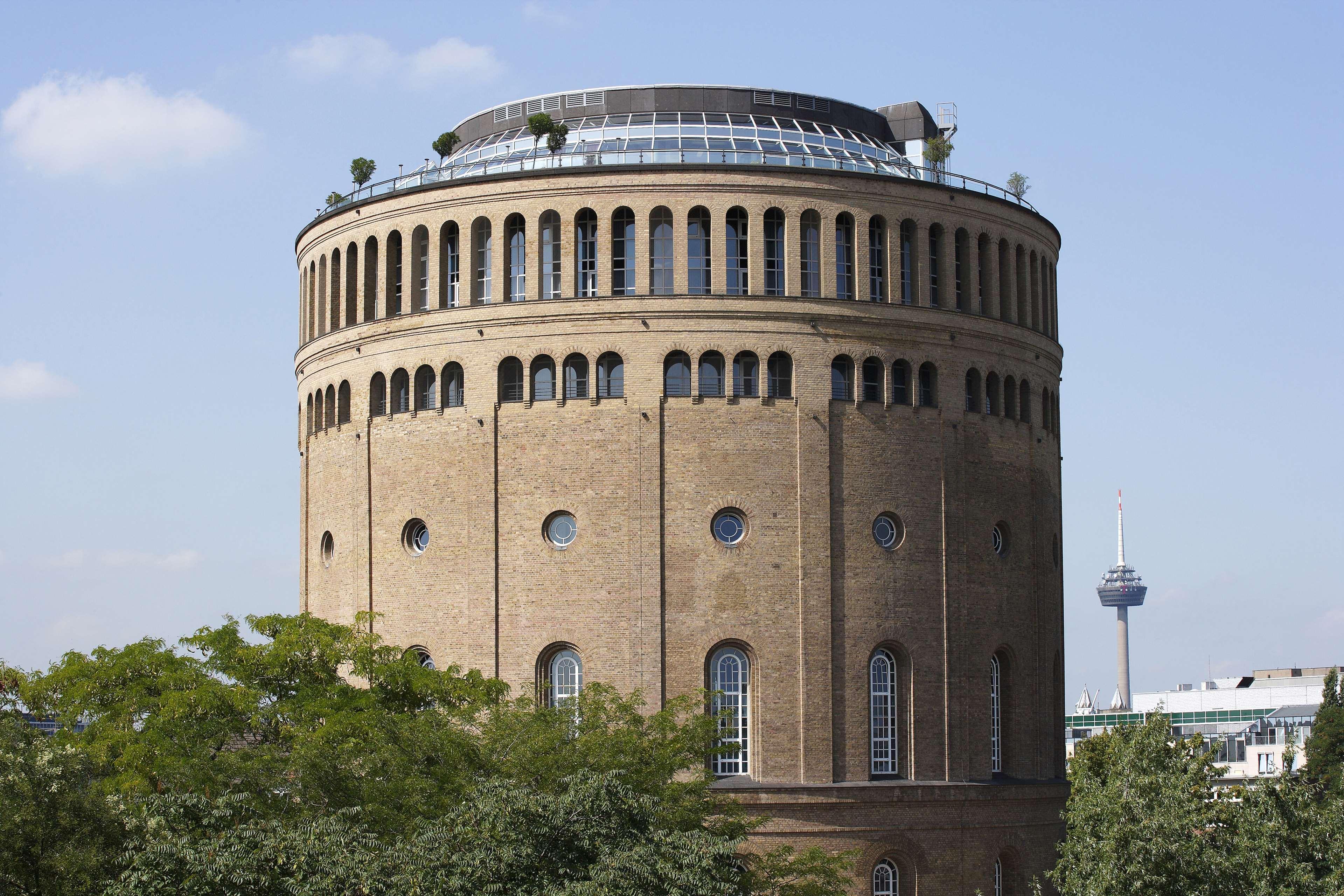 Wasserturm Hotel Cologne, Curio Collection By Hilton Exterior photo