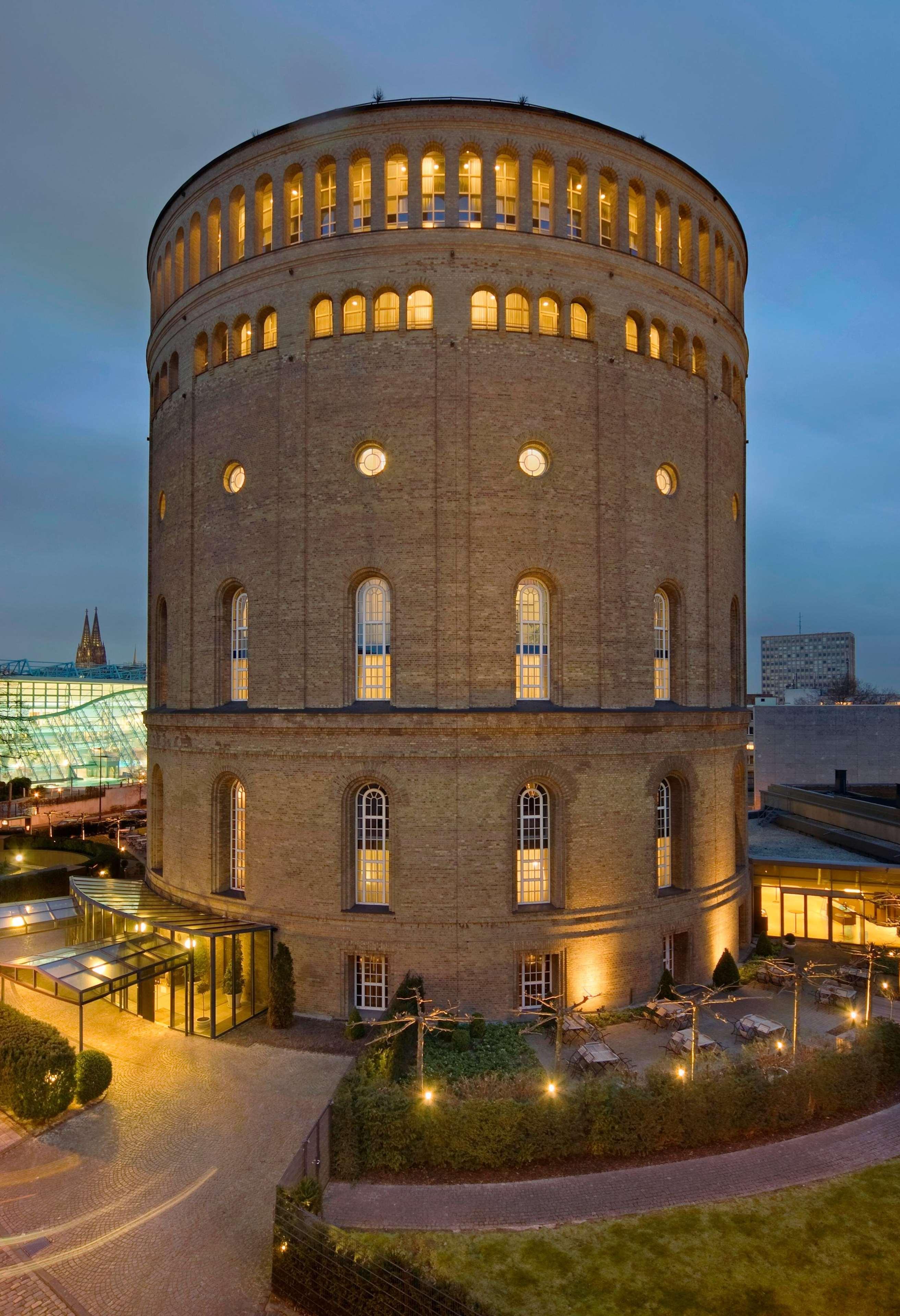 Wasserturm Hotel Cologne, Curio Collection By Hilton Exterior photo
